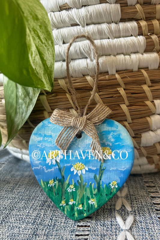Daisy heart charm