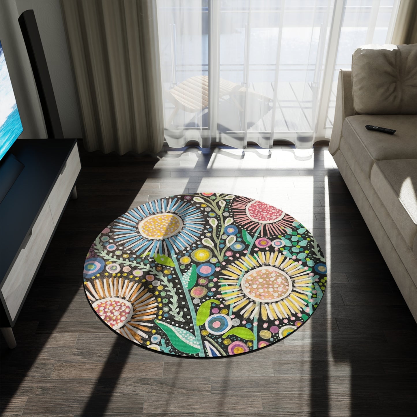 Boho Floral Round Rug — Colorful Hand-Drawn Daisies Accent Mat