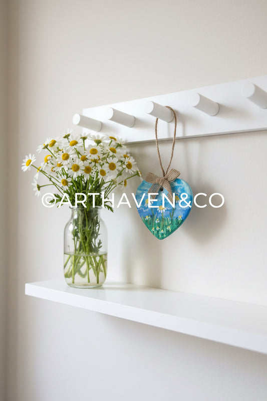Daisy heart charm